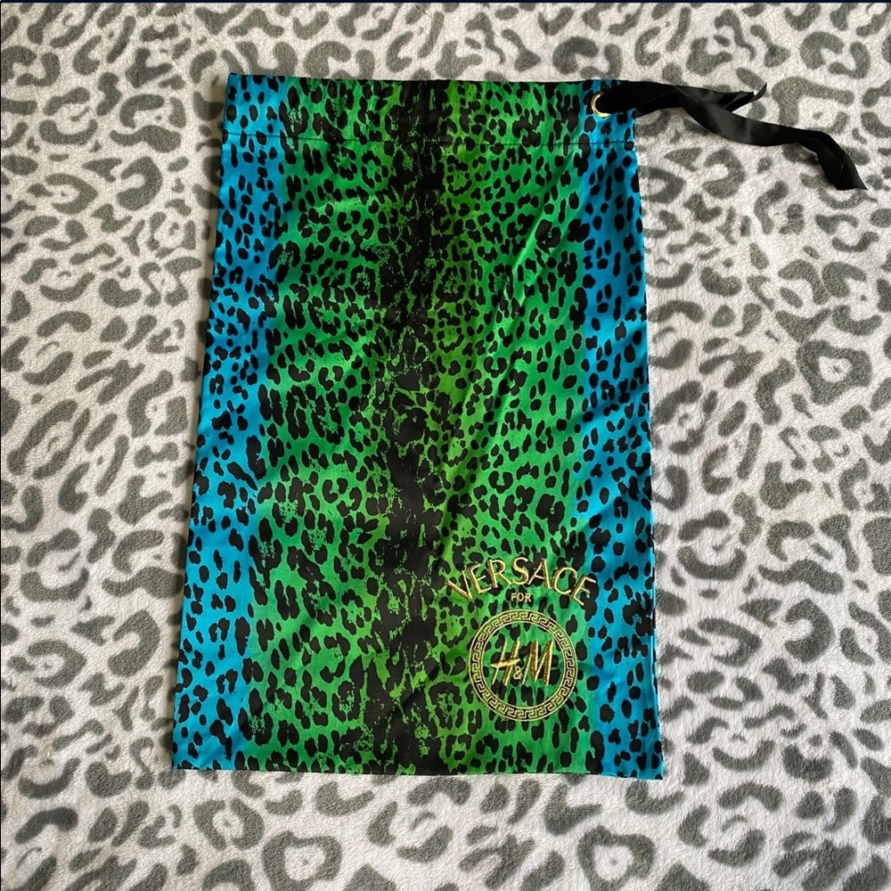 Medium Versace For H&M Shoe Box Dust Cover Leopard